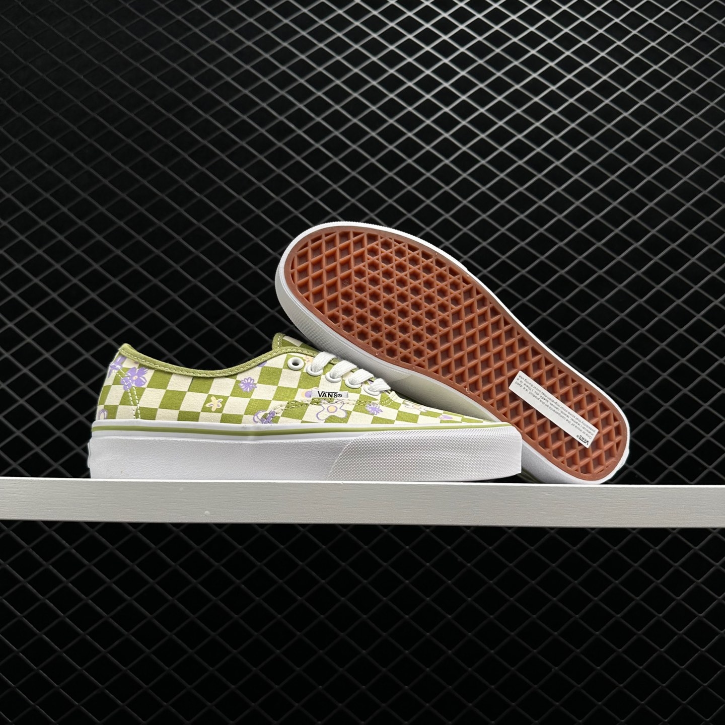 Vans Authentic Green White VN0A5KS9CCF - Stylish and Trendy Wallpaper Vans Authentic Green White VN0A5KS9CCF - Stylish and Trendy Wallpaper