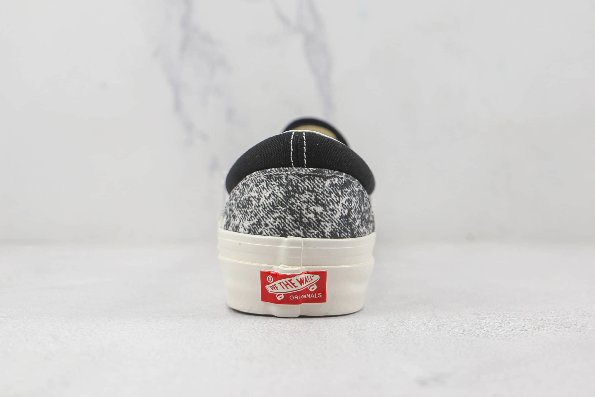 Vans OG Classic Slip-On LX 'Palm Acid Wash Summer Leaf - Black' VN0A45JK4KA | Stylish and Comfortable Slip-Ons Vans OG Classic Slip-On LX 'Palm Acid Wash Summer Leaf - Black' VN0A45JK4KA | Stylish and Comfortable Slip-Ons