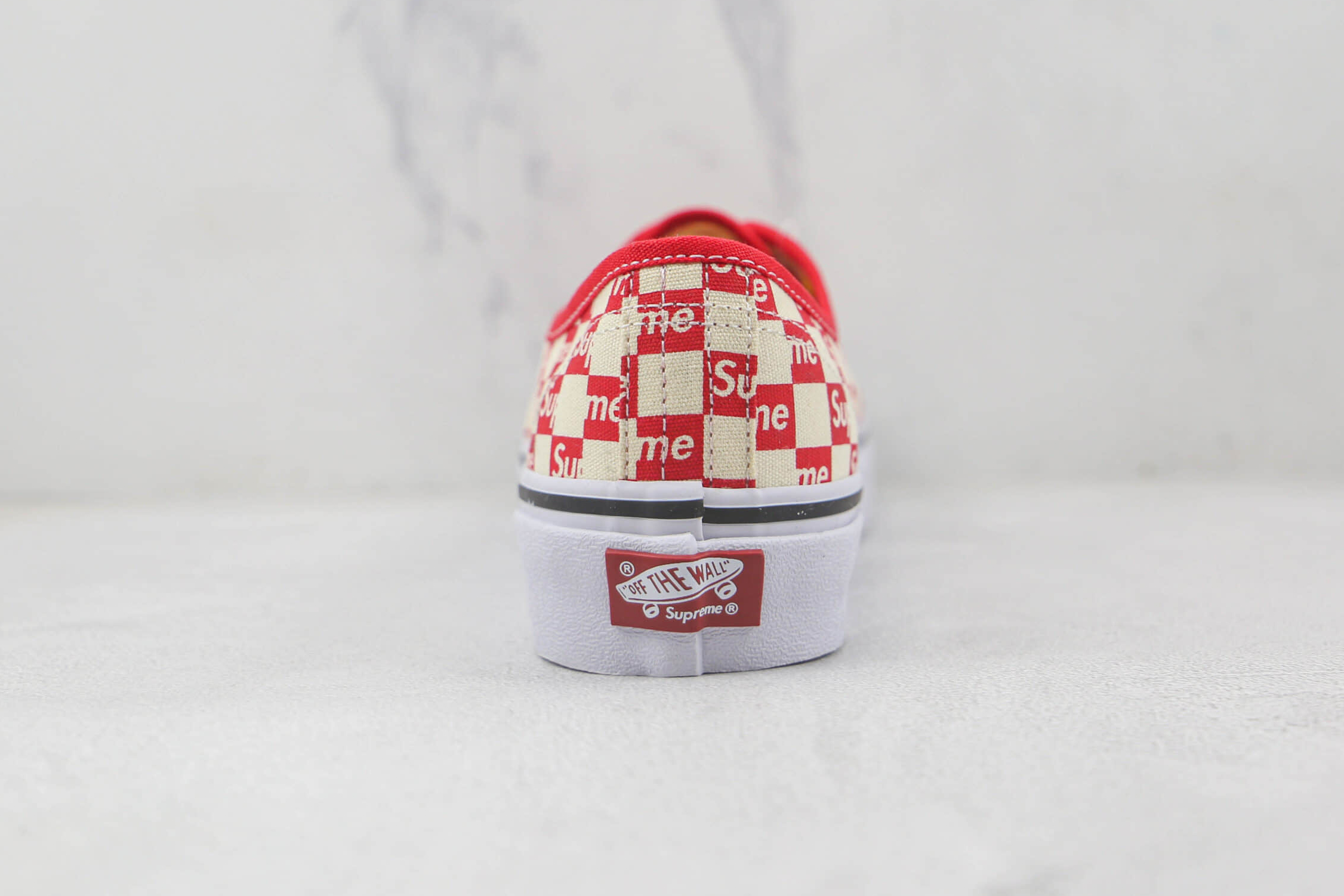 Vans Supreme x Authentic Pro Checkered Red - Limited Edition! Vans Supreme x Authentic Pro Checkered Red - Limited Edition!