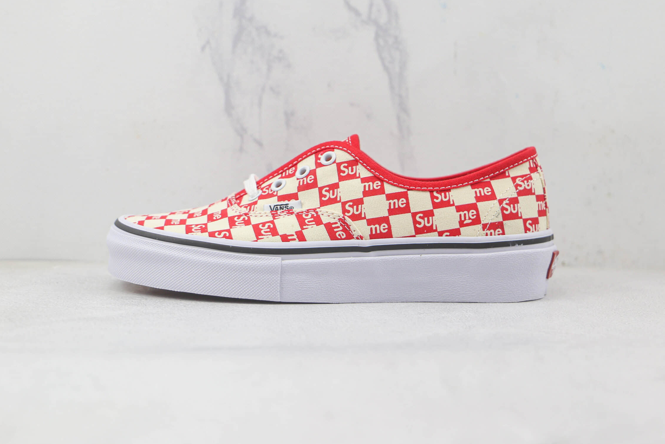 Vans Supreme x Authentic Pro Checkered Red - Limited Edition!