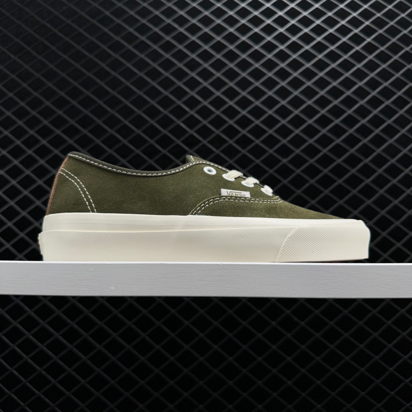 Vans OG Authentic LX Suede Olive VN0A5FBDOLV: Premium Classic Sneakers for Stylish Comfort