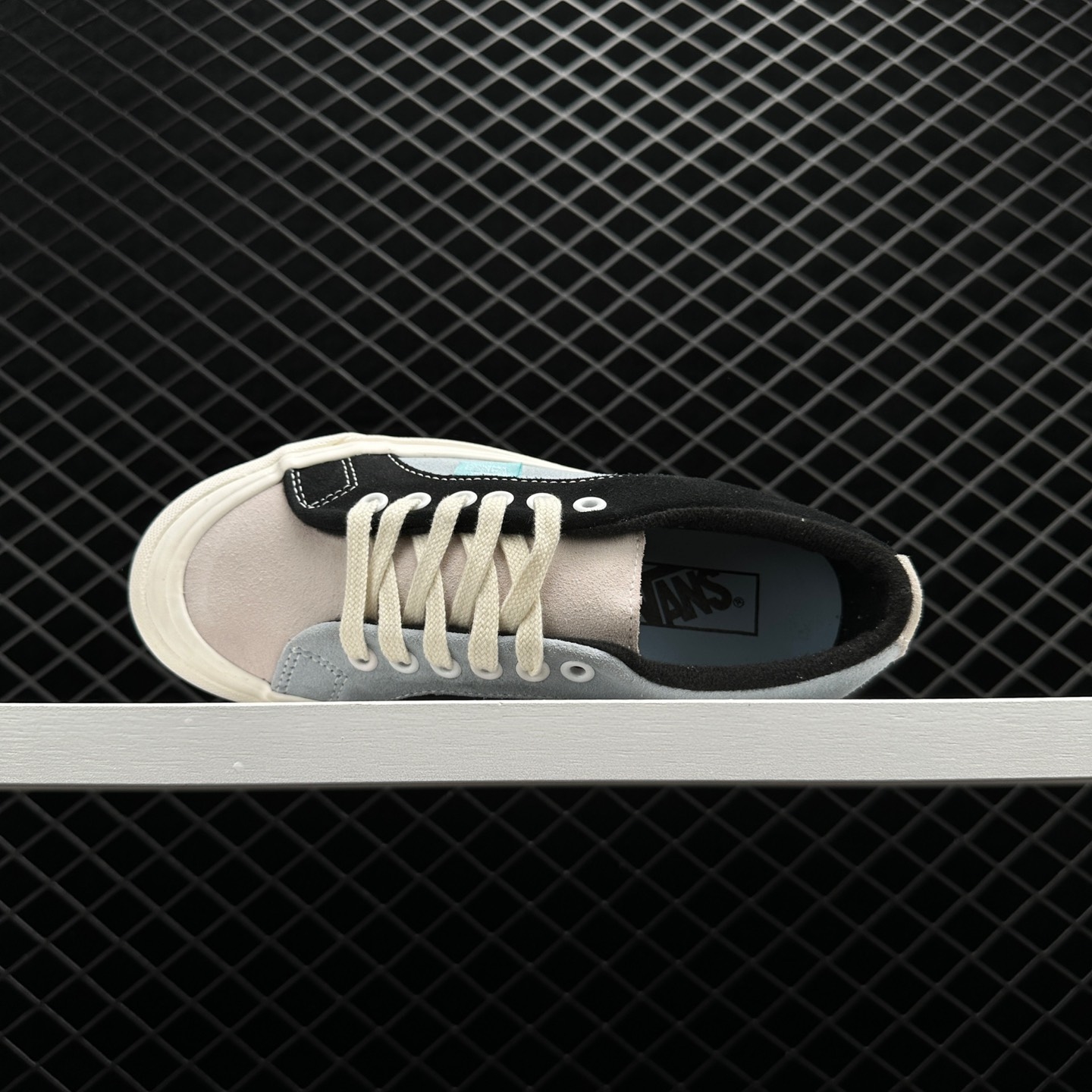 Vans Lampin 86 DX Sneakers Unisex Blue Black White - Shop Now Vans Lampin 86 DX Sneakers Unisex Blue Black White - Shop Now