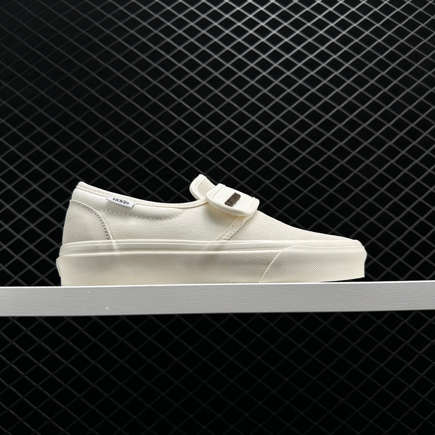 Vans Fear Of God X Slip-On 47 DX White - Stylish and Iconic Sneakers