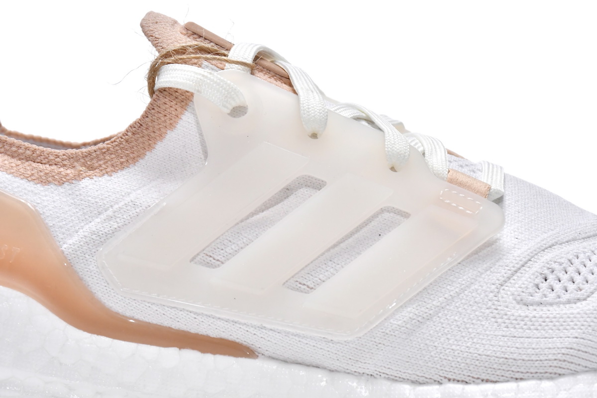 Adidas UltraBoost 22 'White Halo Blush' GX8072 - Stylish Sneakers for Maximum Comfort Adidas UltraBoost 22 'White Halo Blush' GX8072 - Stylish Sneakers for Maximum Comfort
