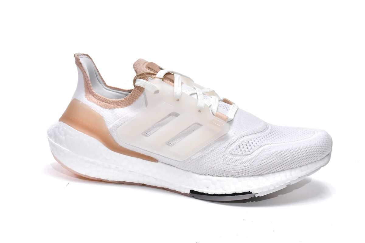 Adidas UltraBoost 22 'White Halo Blush' GX8072 - Stylish Sneakers for Maximum Comfort Adidas UltraBoost 22 'White Halo Blush' GX8072 - Stylish Sneakers for Maximum Comfort