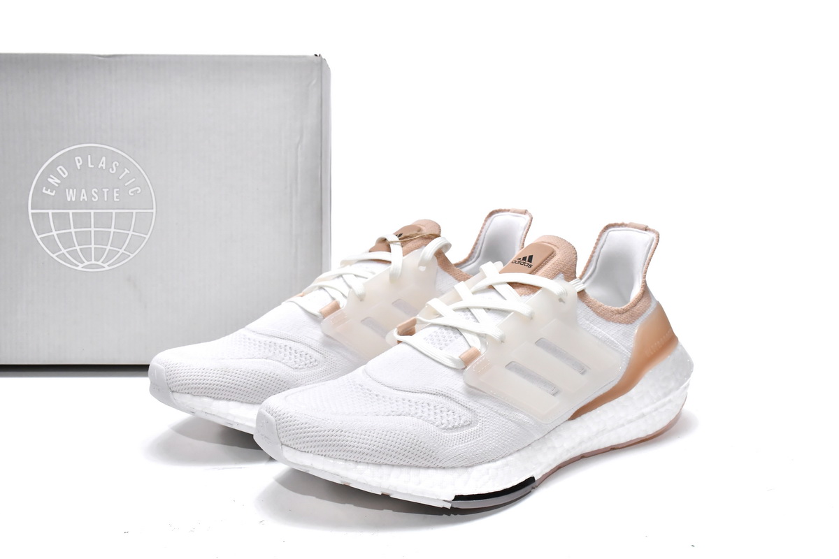 Adidas UltraBoost 22 'White Halo Blush' GX8072 - Stylish Sneakers for Maximum Comfort Adidas UltraBoost 22 'White Halo Blush' GX8072 - Stylish Sneakers for Maximum Comfort