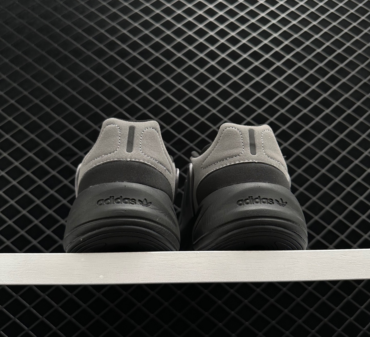 Adidas Ozelia Grey Core Black H04253 - Stylish and Versatile Women's Sneakers Adidas Ozelia Grey Core Black H04253 - Stylish and Versatile Women's Sneakers