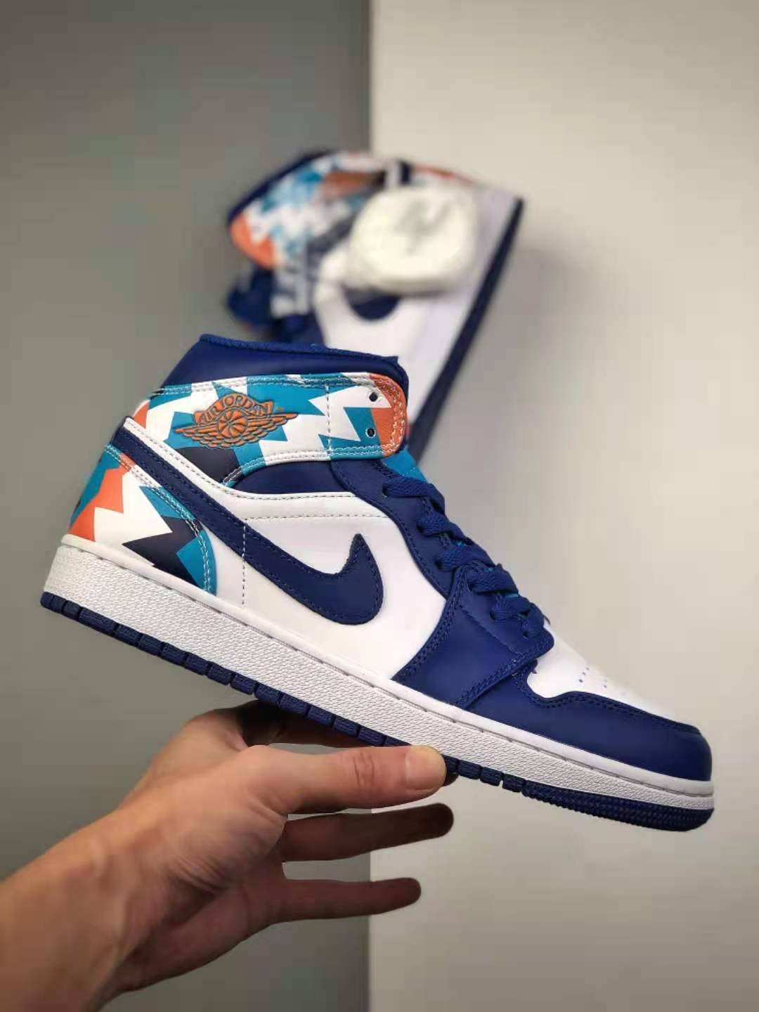 Air Jordan 1 Mid SE 'Electro Orange' DM3531-800 - Premium Sneakers for Stylish Statements Air Jordan 1 Mid SE 'Electro Orange' DM3531-800 - Premium Sneakers for Stylish Statements