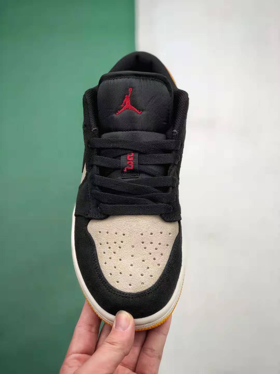 Air Jordan 1 Low 'University Gold' 553558-127: Classic Sneaker in Striking Gold Hue Air Jordan 1 Low 'University Gold' 553558-127: Classic Sneaker in Striking Gold Hue