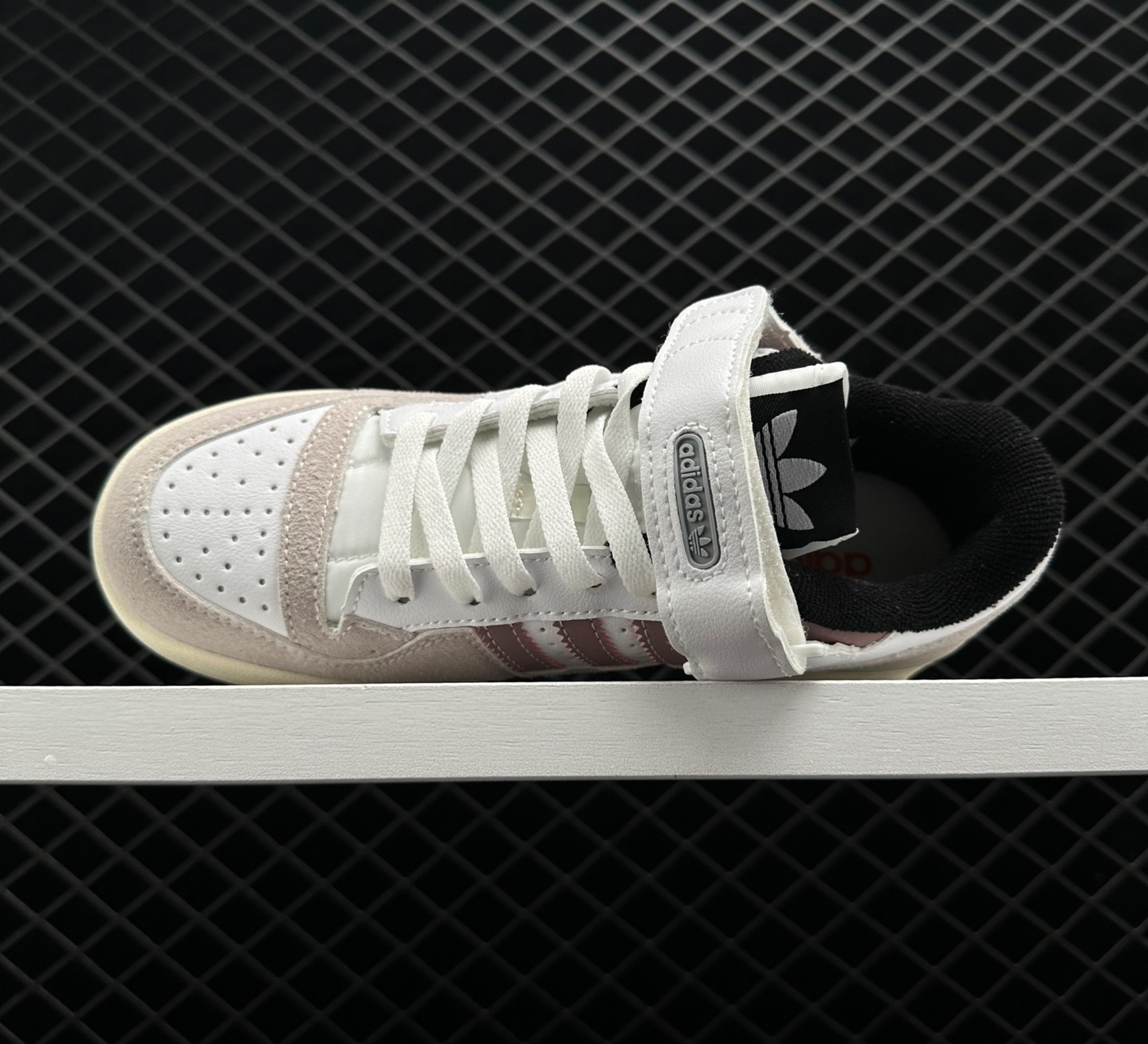 Adidas Forum Low 'White Wonder Oxide' GZ5046 - Premium Classic White Sneakers Adidas Forum Low 'White Wonder Oxide' GZ5046 - Premium Classic White Sneakers