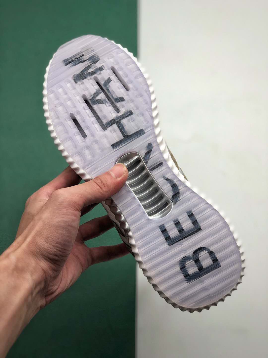 Adidas ClimaCool 2.0 White Gold B75898 - Stylish and Comfortable Footwear Adidas ClimaCool 2.0 White Gold B75898 - Stylish and Comfortable Footwear