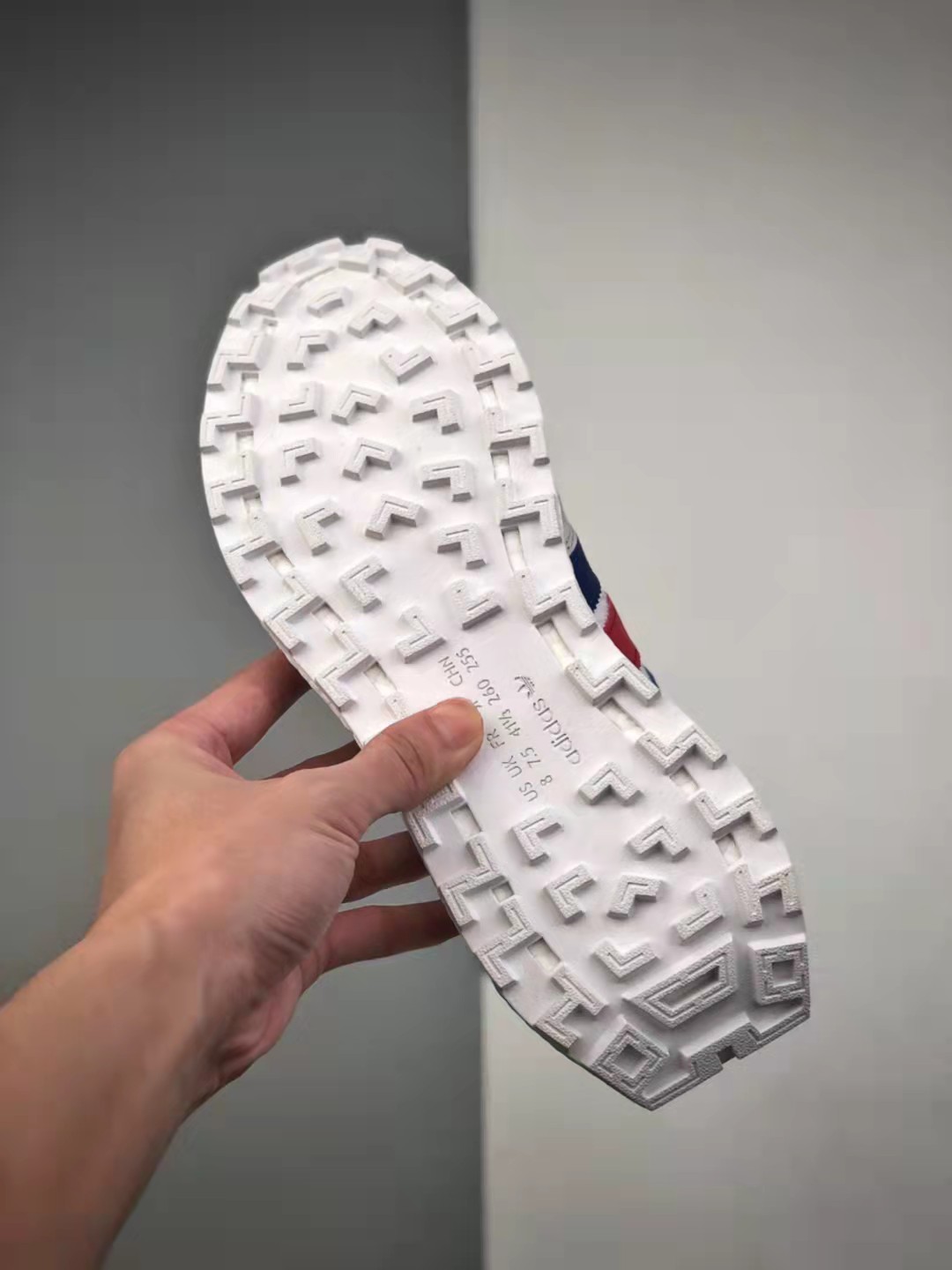 Adidas Retropy E5 Grey White Navy Red - Stylish and Comfortable Sneakers Adidas Retropy E5 Grey White Navy Red - Stylish and Comfortable Sneakers