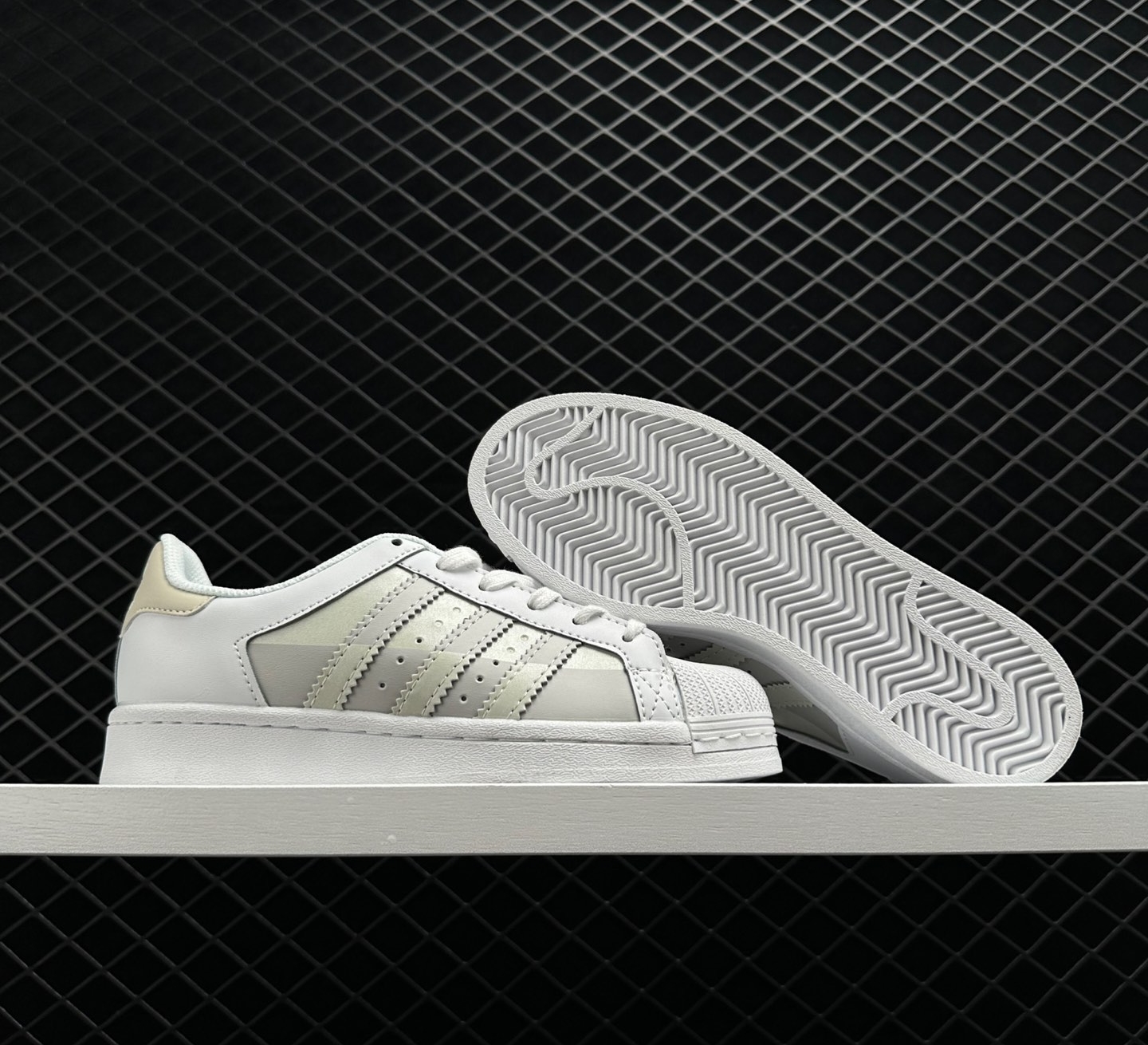 Adidas Originals Superstar Shoes Grey White FY8790 - Stylish and Versatile Footwear Adidas Originals Superstar Shoes Grey White FY8790 - Stylish and Versatile Footwear