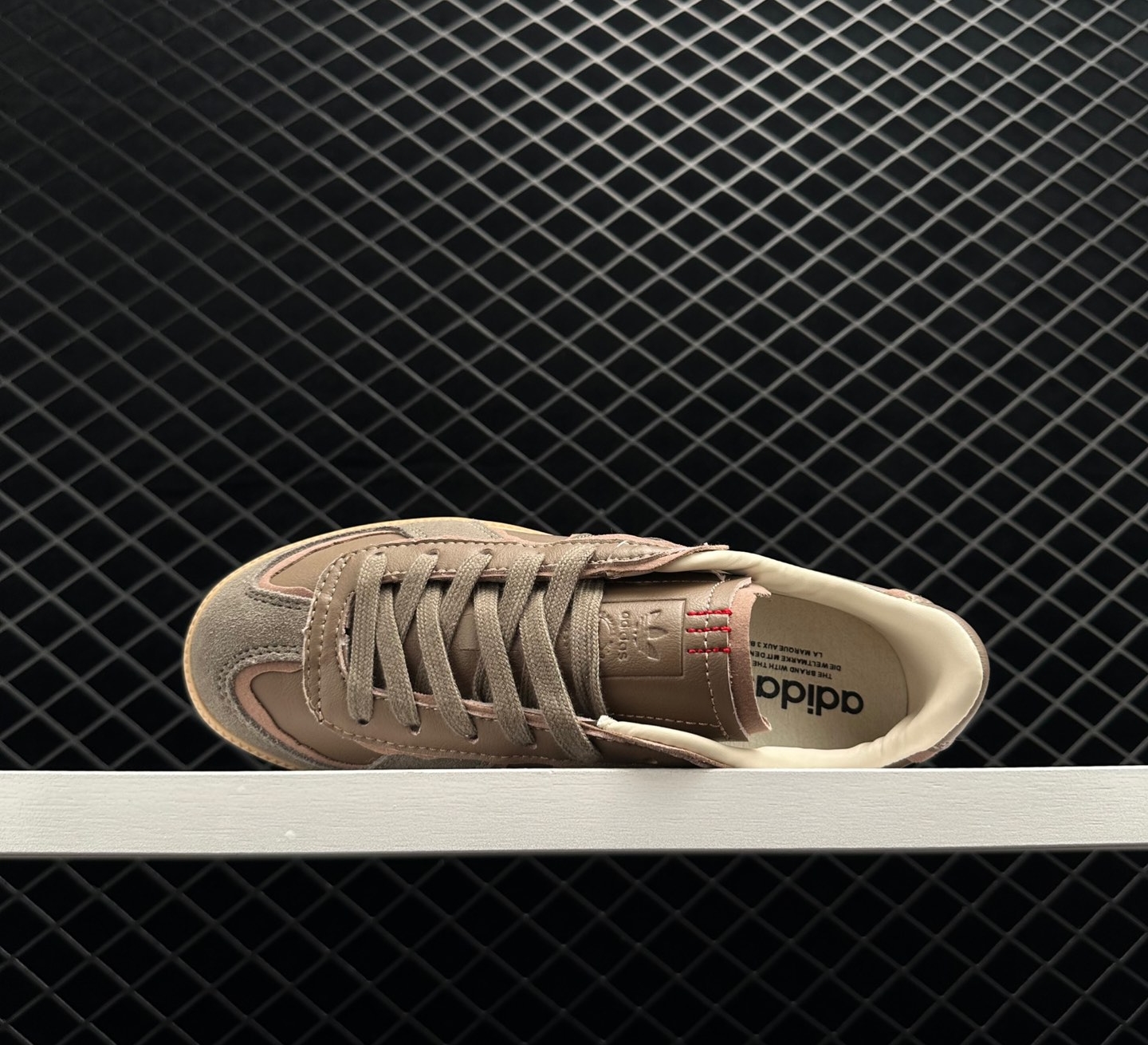 Adidas Originals BW Army Low Brown GY0017 GY0017: Classic Style and Comfort with a Modern Twist Adidas Originals BW Army Low Brown GY0017 GY0017: Classic Style and Comfort with a Modern Twist