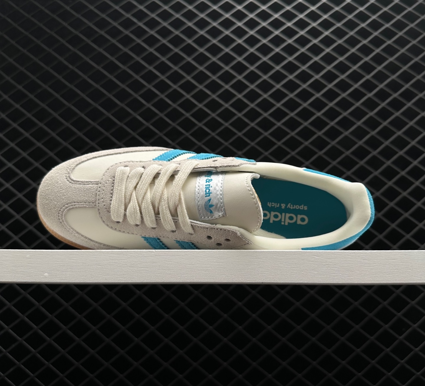 Adidas Samba OG 'Sporty & Rich Beige Blue' IE7096 - Authentic Athletic Sneakers Adidas Samba OG 'Sporty & Rich Beige Blue' IE7096 - Authentic Athletic Sneakers