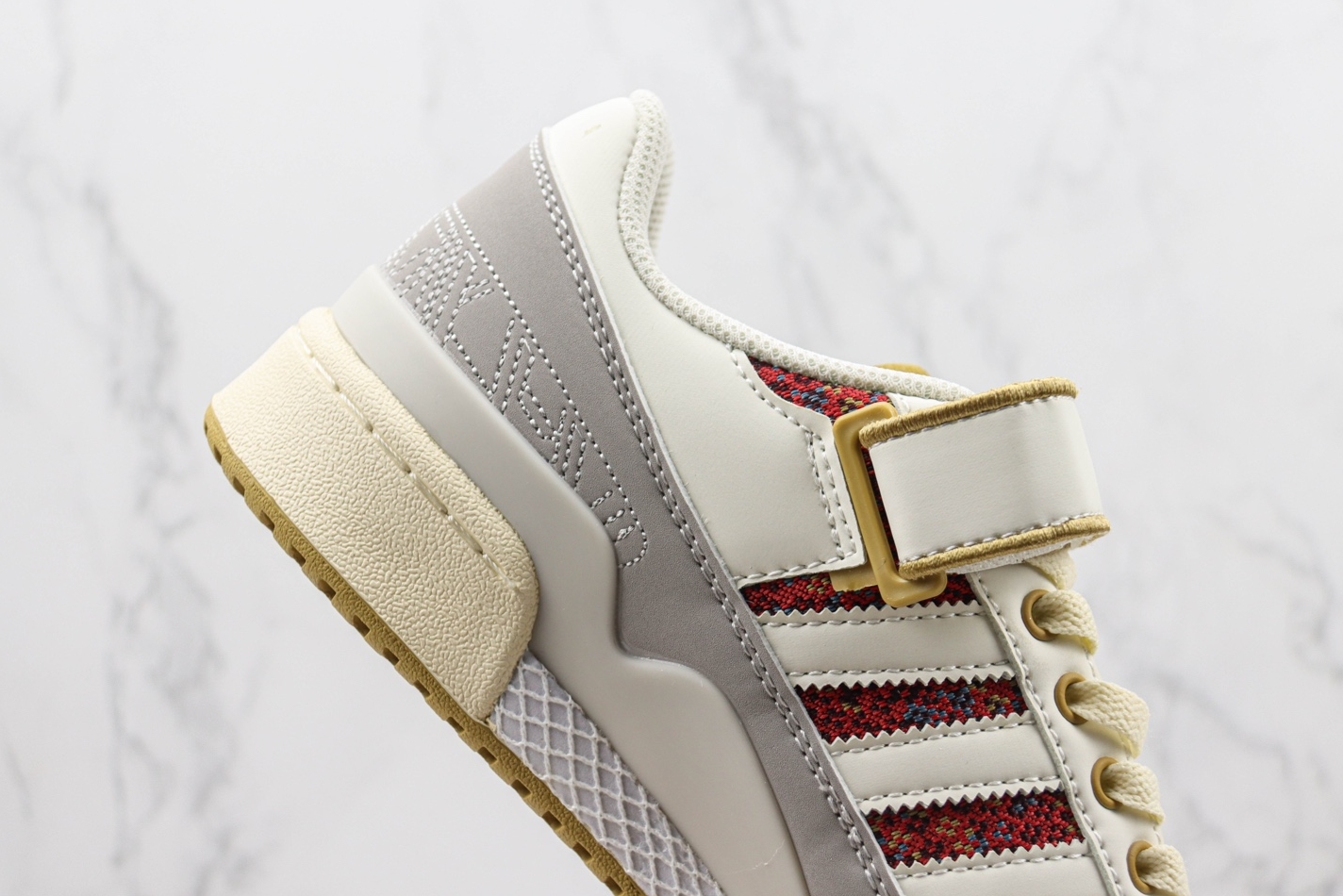 Adidas Originals Forum Low Shoes - HQ4604: Shop the Stylish Classic Adidas Originals Forum Low Shoes - HQ4604: Shop the Stylish Classic