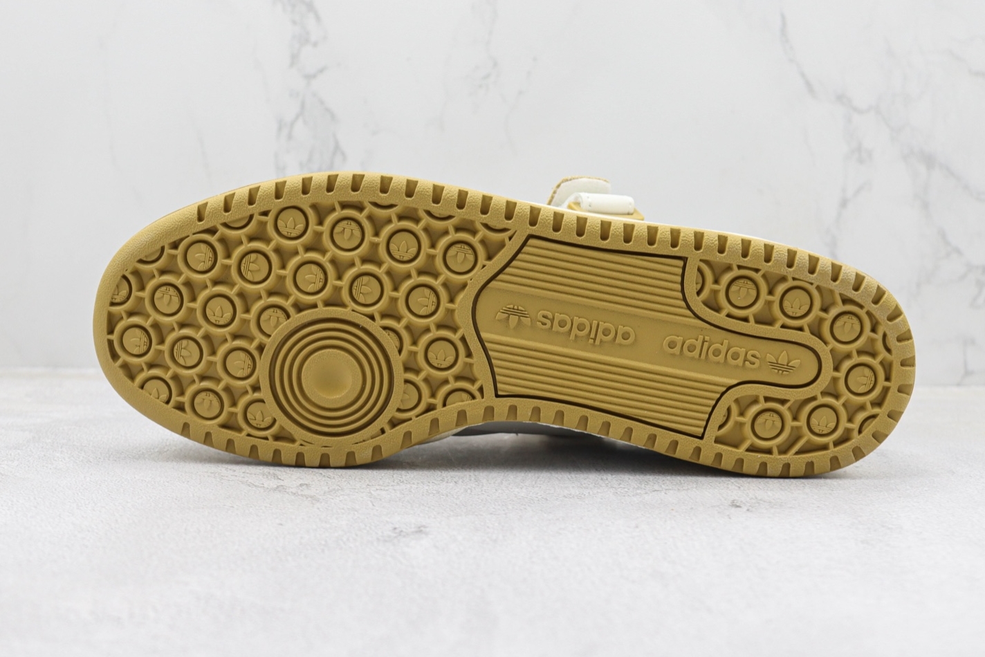 Adidas Originals Forum Low Shoes - HQ4604: Shop the Stylish Classic Adidas Originals Forum Low Shoes - HQ4604: Shop the Stylish Classic