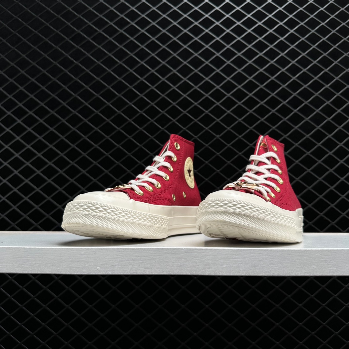 Converse Chuck Taylor All-Star 70 Hi Valentine's Day 2023 Hearts A03931C Converse Chuck Taylor All-Star 70 Hi Valentine's Day 2023 Hearts A03931C