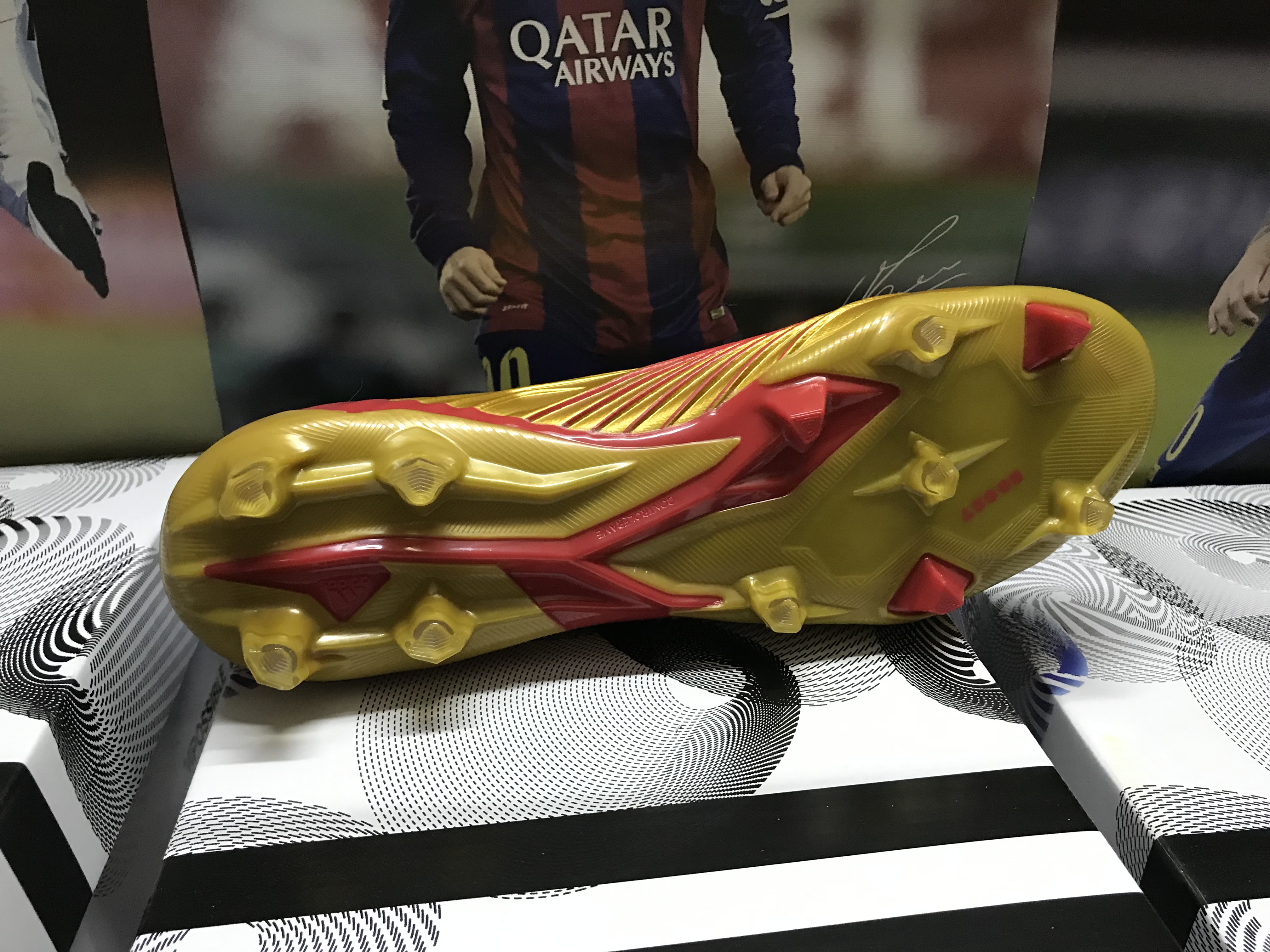 Adidas Predator 19+ FG 'Gold Navy' G27781 - High-Performance Football Boots for Ultimate Control Adidas Predator 19+ FG 'Gold Navy' G27781 - High-Performance Football Boots for Ultimate Control