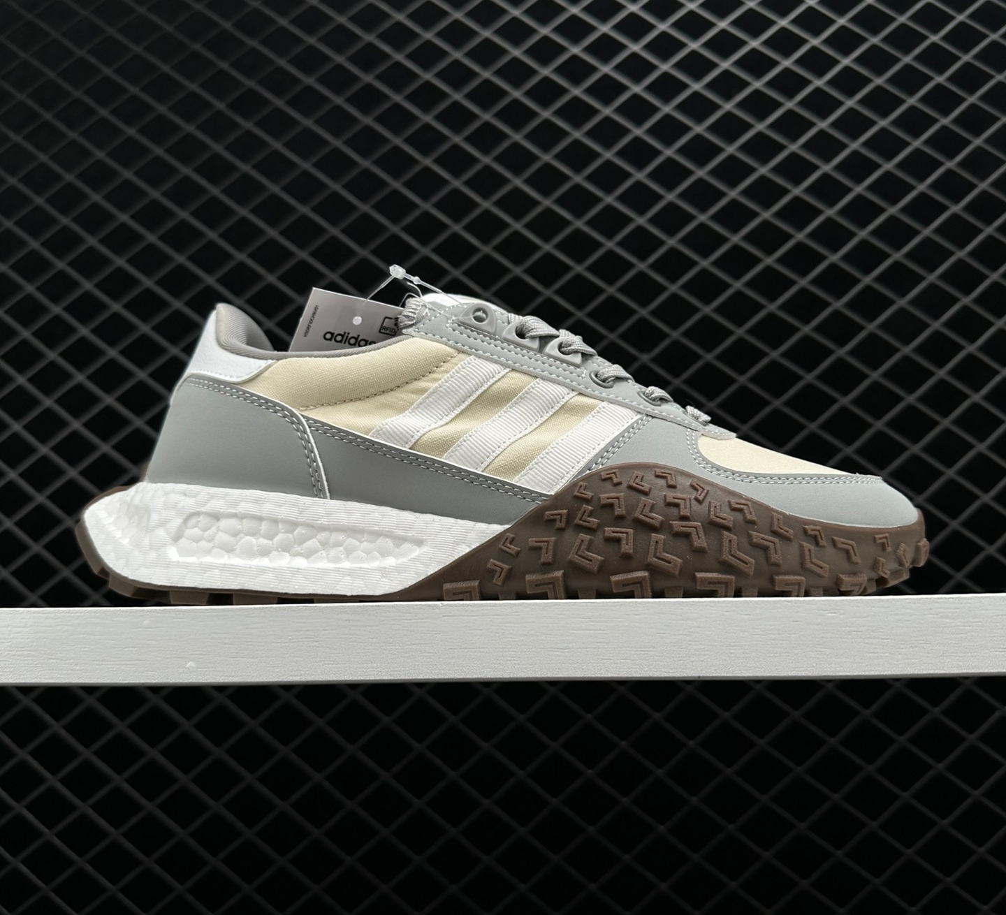 Adidas Retropy E5 W.R.P. - Top Performance Running Shoes for Maximum Comfort & Speed
