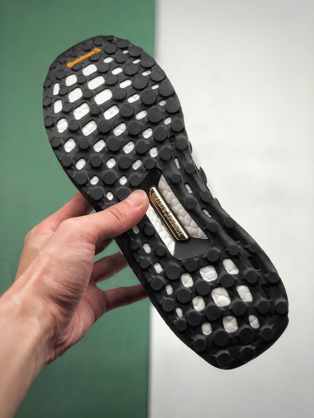 Adidas A Bathing Ape x UltraBoost 4.0 'Green Camo' F35097 - Stylish and Comfortable Sneakers Adidas A Bathing Ape x UltraBoost 4.0 'Green Camo' F35097 - Stylish and Comfortable Sneakers