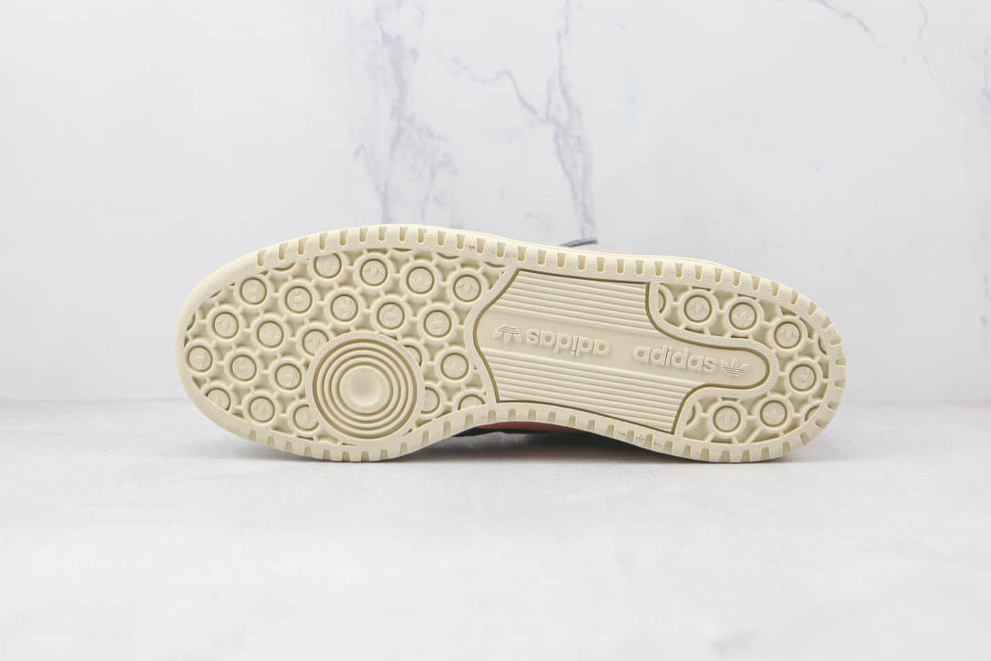 Adidas Originals Forum 84 Low GX4576 - Retro Style Sneakers for Men Adidas Originals Forum 84 Low GX4576 - Retro Style Sneakers for Men