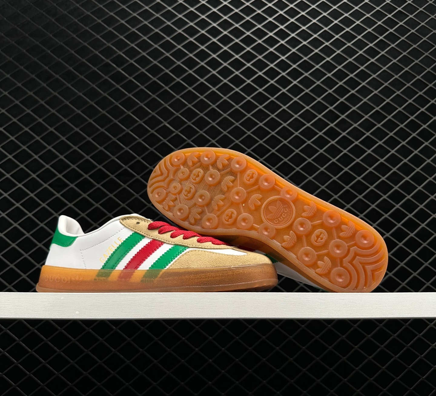 Adidas x Gucci Gazelle White Green Red Sneakers - AAA43 9547 | Limited Edition Adidas x Gucci Gazelle White Green Red Sneakers - AAA43 9547 | Limited Edition