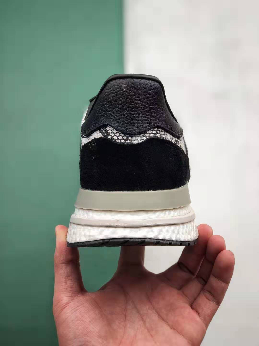 Adidas ZX 500 RM 'Snakeskin' BD7924 - Stylish Sneakers with Unique Serpent Design Adidas ZX 500 RM 'Snakeskin' BD7924 - Stylish Sneakers with Unique Serpent Design