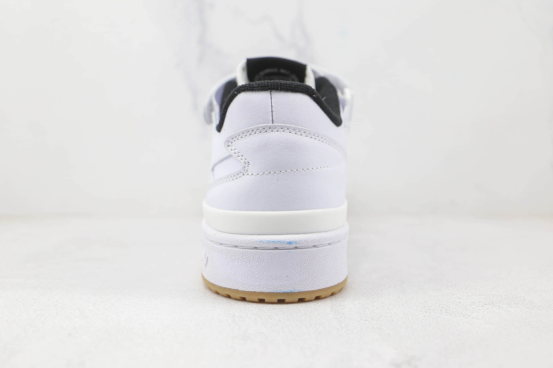 Adidas Originals Forum Low Core Black Cloud White G25813 - Stylish Sneakers for Men