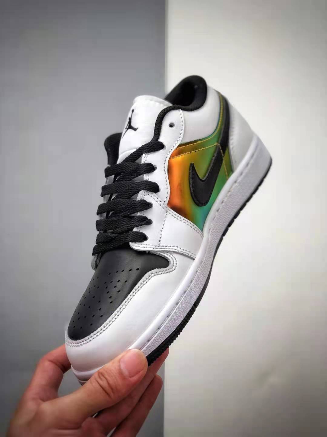 Air Jordan 1 Low SE 'Color-Shifting' CV9844-109 - Iconic Design with Dynamic Color Pattern