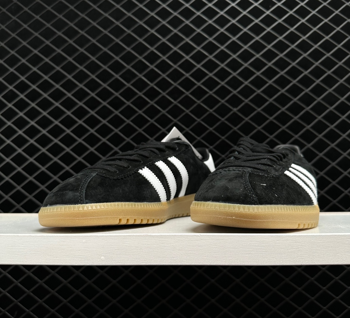 Adidas Originals Bermuda Core Black Cloud White Gum GY7390 - Trendy Men's Sneakers