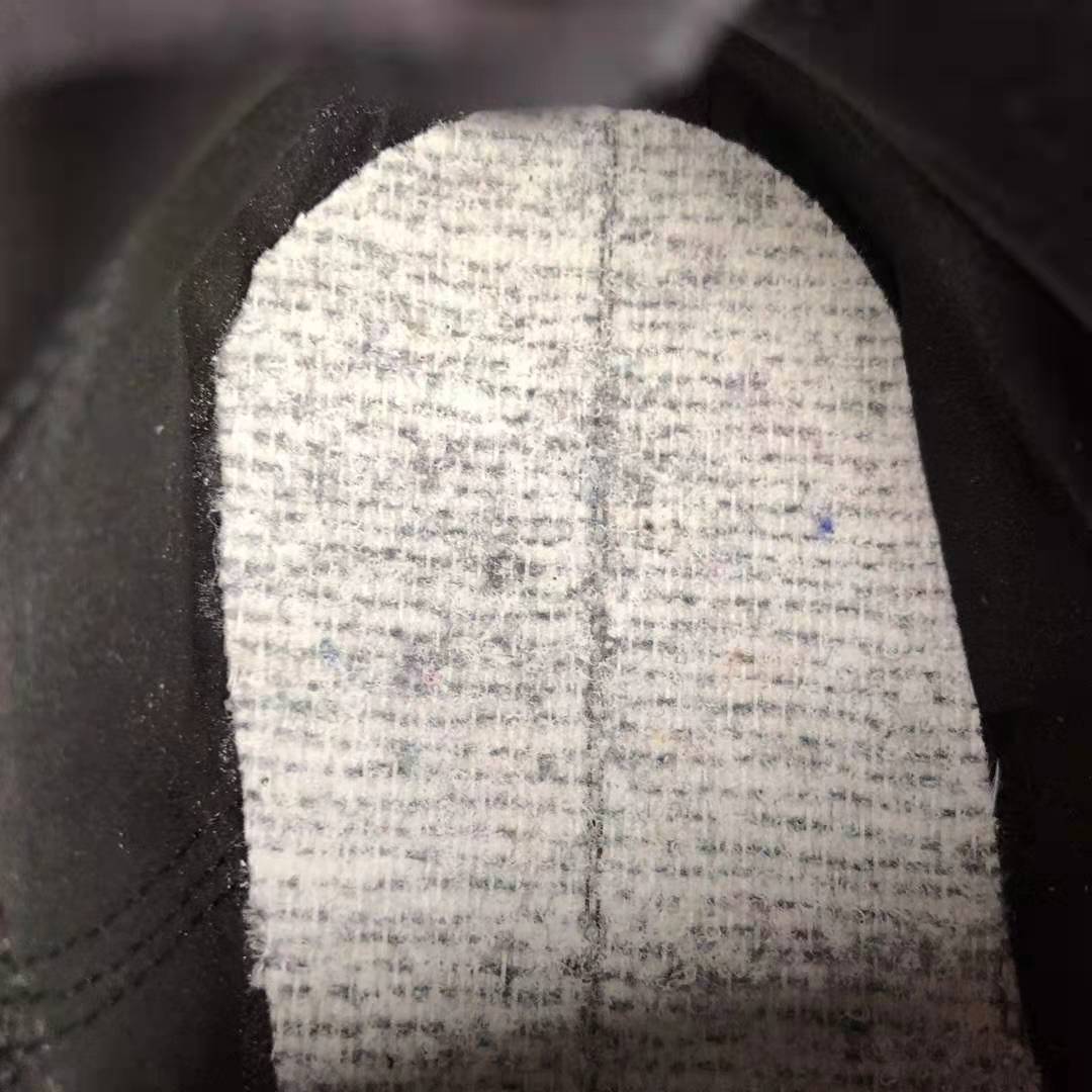 Adidas Y-3 Kaiwa Chunky Versave Black Gold Flower - Shop Now! Adidas Y-3 Kaiwa Chunky Versave Black Gold Flower - Shop Now!