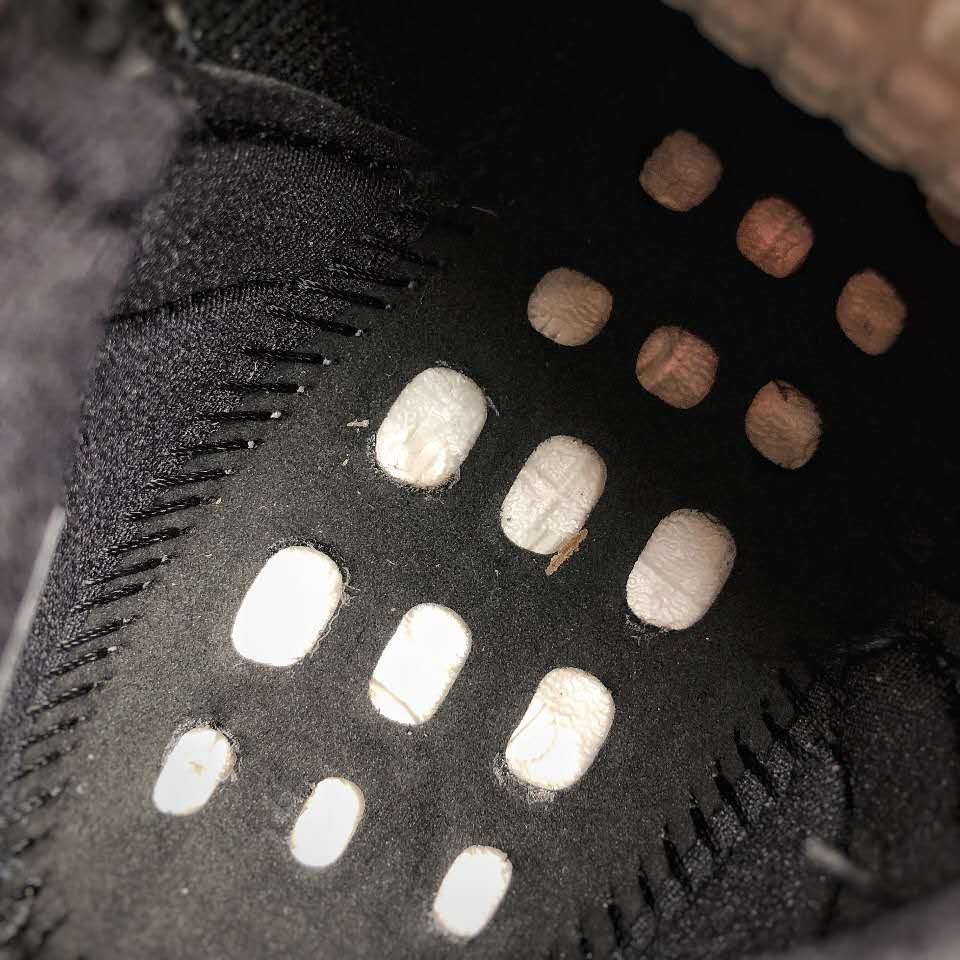 Adidas UltraBoost 20 'Chinese New Year - Gold' FW4322 | Limited Edition Sneakers Adidas UltraBoost 20 'Chinese New Year - Gold' FW4322 | Limited Edition Sneakers