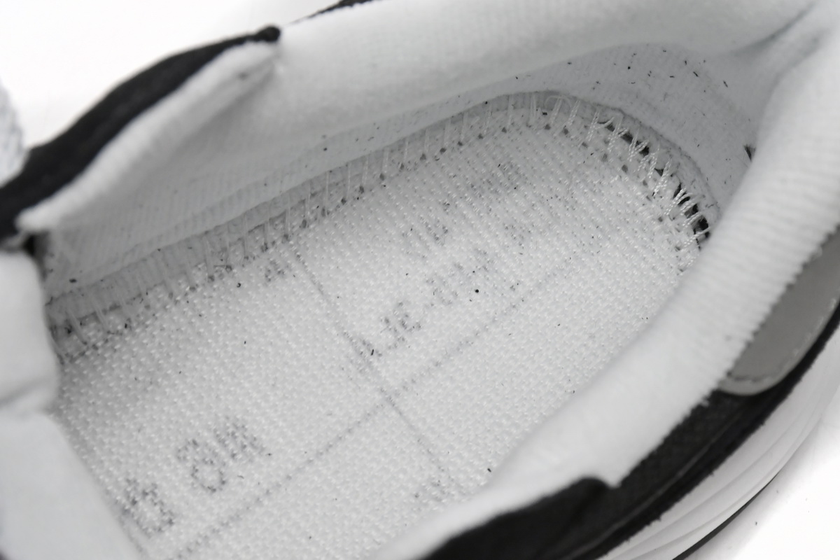 New Balance 57/40 'Black White' M5740CB - Sleek and Stylish Sneakers New Balance 57/40 'Black White' M5740CB - Sleek and Stylish Sneakers