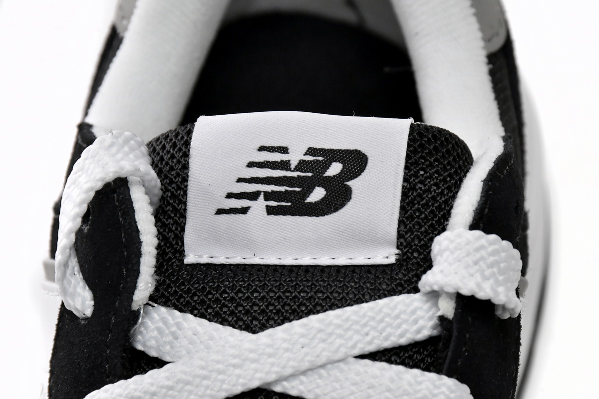 New Balance 57/40 'Black White' M5740CB - Sleek and Stylish Sneakers New Balance 57/40 'Black White' M5740CB - Sleek and Stylish Sneakers