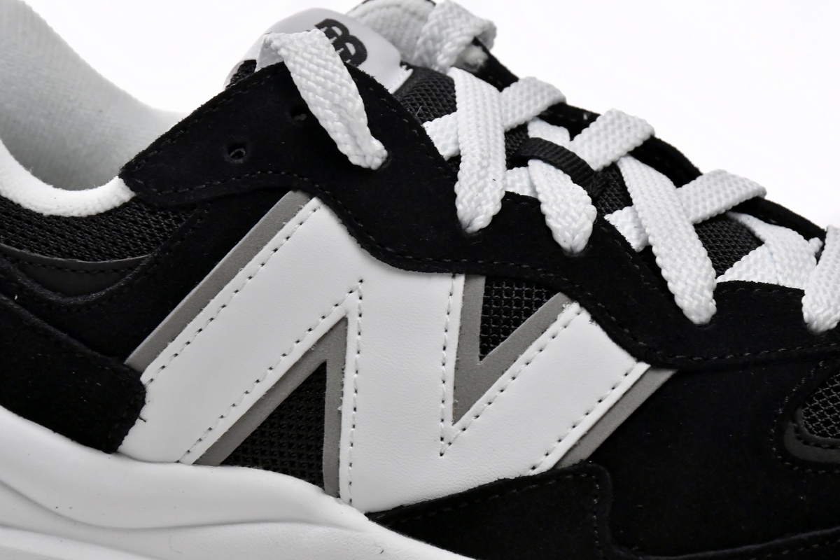 New Balance 57/40 'Black White' M5740CB - Sleek and Stylish Sneakers New Balance 57/40 'Black White' M5740CB - Sleek and Stylish Sneakers