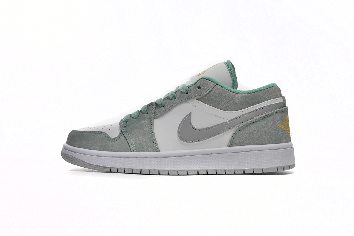 Air Jordan 1 Low 'New Emerald' DN3705-301 - Trendy kicks with iconic design