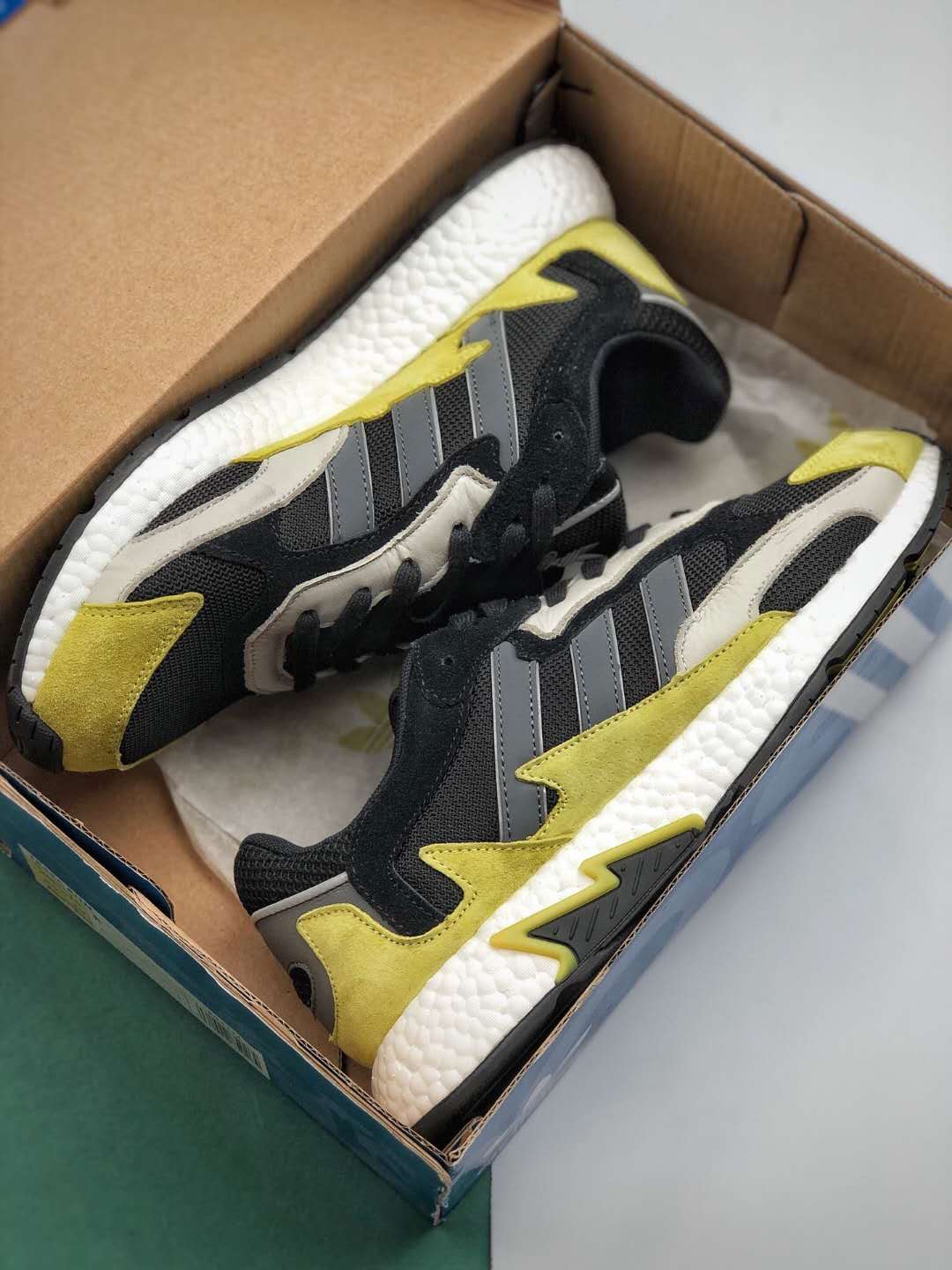 Adidas Tresc Run Mossy Green EF0766 - Stylish and Comfortable Running Shoes Adidas Tresc Run Mossy Green EF0766 - Stylish and Comfortable Running Shoes