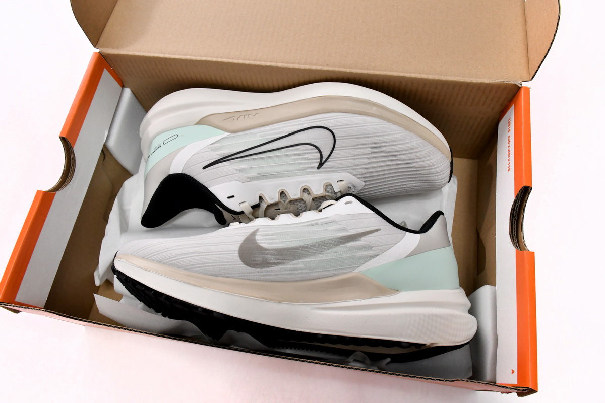 Nike Air Winflo 9 Low Tops White Green DV9121-011 | Wear-Resistant, Shock-Absorbing Sneakers Nike Air Winflo 9 Low Tops White Green DV9121-011 | Wear-Resistant, Shock-Absorbing Sneakers