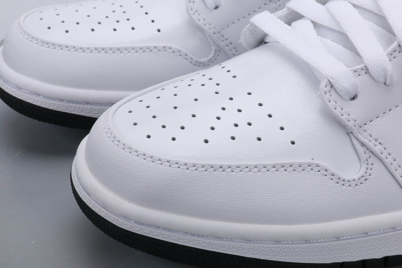 Air Jordan 1 Low 'Multi-Color Swoosh' CW7009-100 | Iconic Design | Limited Edition