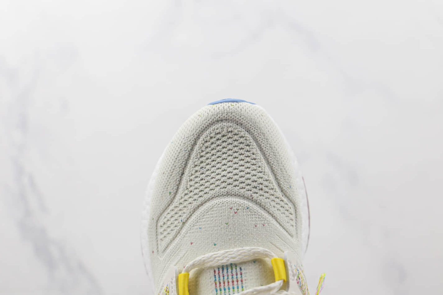 Adidas Originals UltraBoost 22 Sus 'White Light Yellow' HQ3731 - Premium Sneaker Featuring White and Light Yellow Tones Adidas Originals UltraBoost 22 Sus 'White Light Yellow' HQ3731 - Premium Sneaker Featuring White and Light Yellow Tones