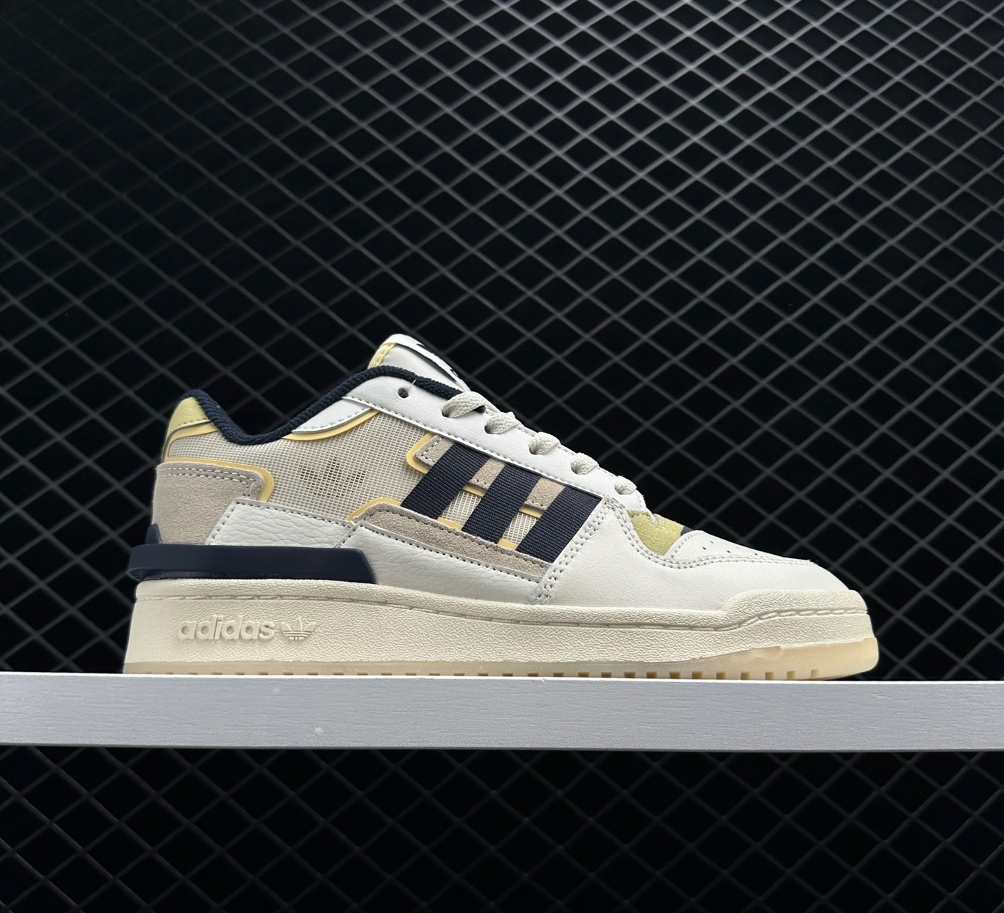 Adidas Forum Exhibit Low - Off White/Shadow Navy GX4121 | Stylish Sneakers