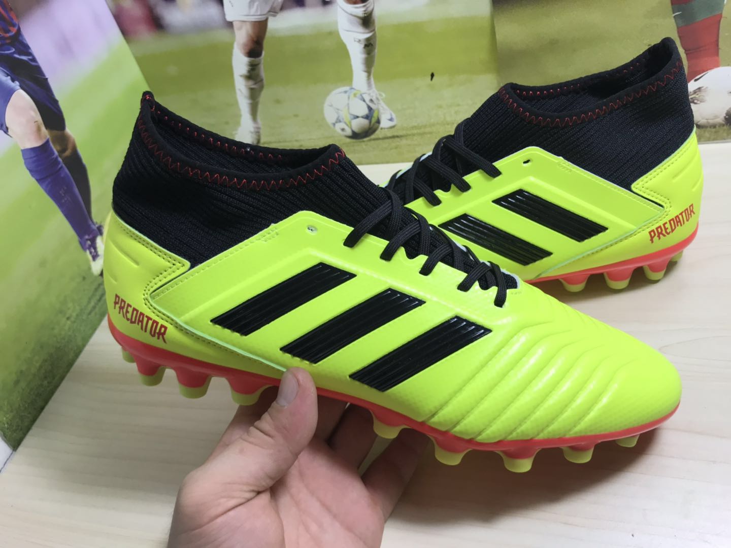 Adidas Predator 18.3 Ag J Football Shoes BB7748 - Performance meets style for young footballers Adidas Predator 18.3 Ag J Football Shoes BB7748 - Performance meets style for young footballers