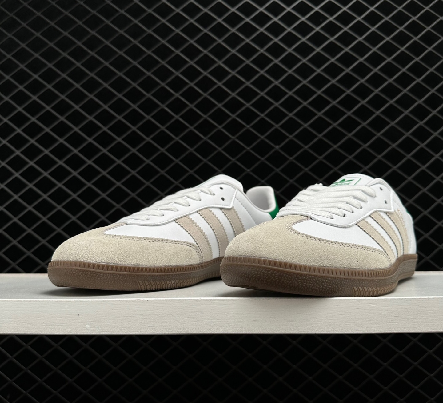 Adidas Kith x Samba OG 'Classics Program' FX5398 - Retro Sneakers Adidas Kith x Samba OG 'Classics Program' FX5398 - Retro Sneakers