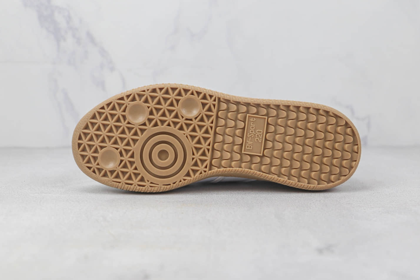 Adidas Originals Bw Army HQ8512 - Classic Sneakers for Modern Style Adidas Originals Bw Army HQ8512 - Classic Sneakers for Modern Style