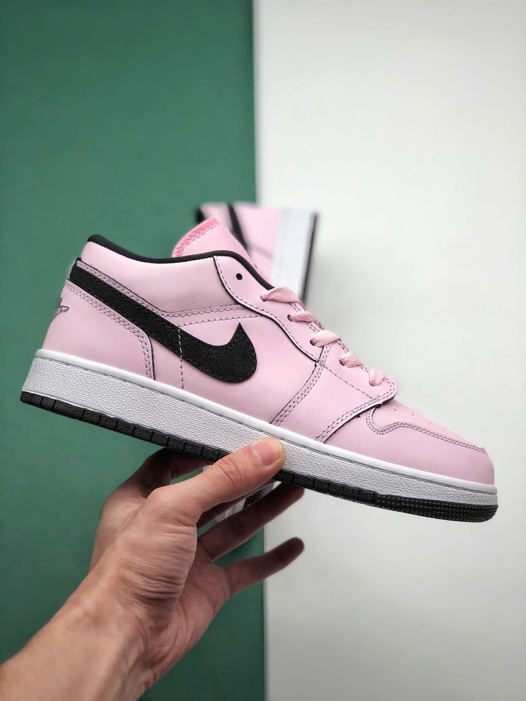 Air Jordan 1 Mid 'Pink Foam' 555112-601 | Iconic Style & Pastel Pink Air Jordan 1 Mid 'Pink Foam' 555112-601 | Iconic Style & Pastel Pink