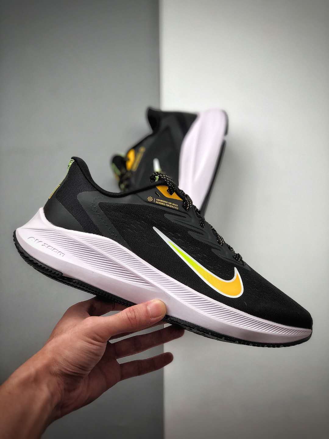 Nike Zoom Winflo 7 Black University Gold CJ0291 007 - Stylish and Versatile Running Shoes Nike Zoom Winflo 7 Black University Gold CJ0291 007 - Stylish and Versatile Running Shoes