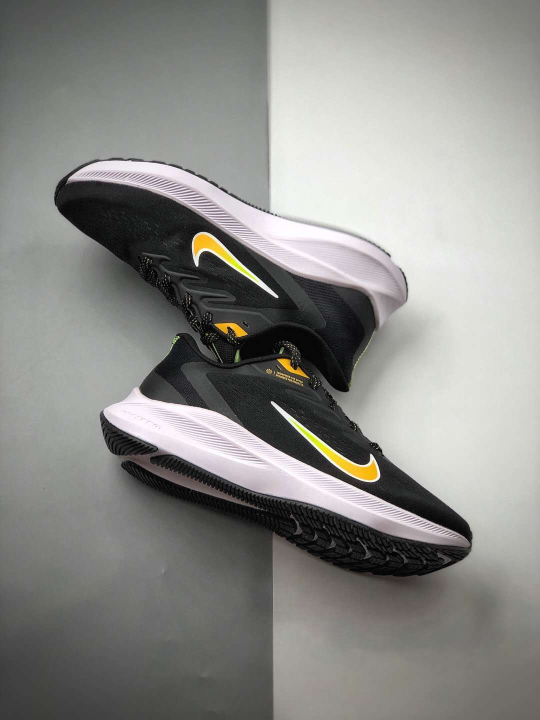 Nike Zoom Winflo 7 Black University Gold CJ0291 007 - Stylish and Versatile Running Shoes Nike Zoom Winflo 7 Black University Gold CJ0291 007 - Stylish and Versatile Running Shoes