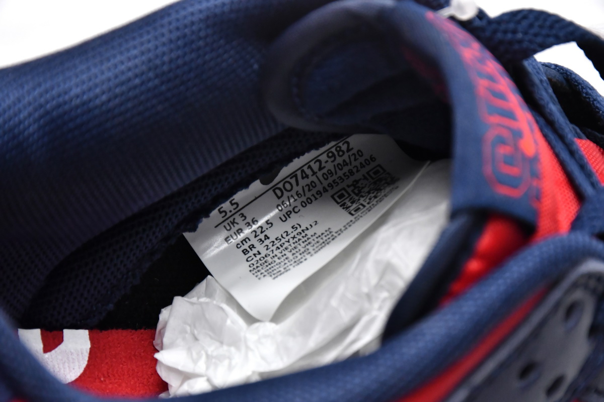 Supreme x Nike SB Dunks Low 'Blue Red' DO7412-982 - Limited Edition Fashion Collaboration Supreme x Nike SB Dunks Low 'Blue Red' DO7412-982 - Limited Edition Fashion Collaboration