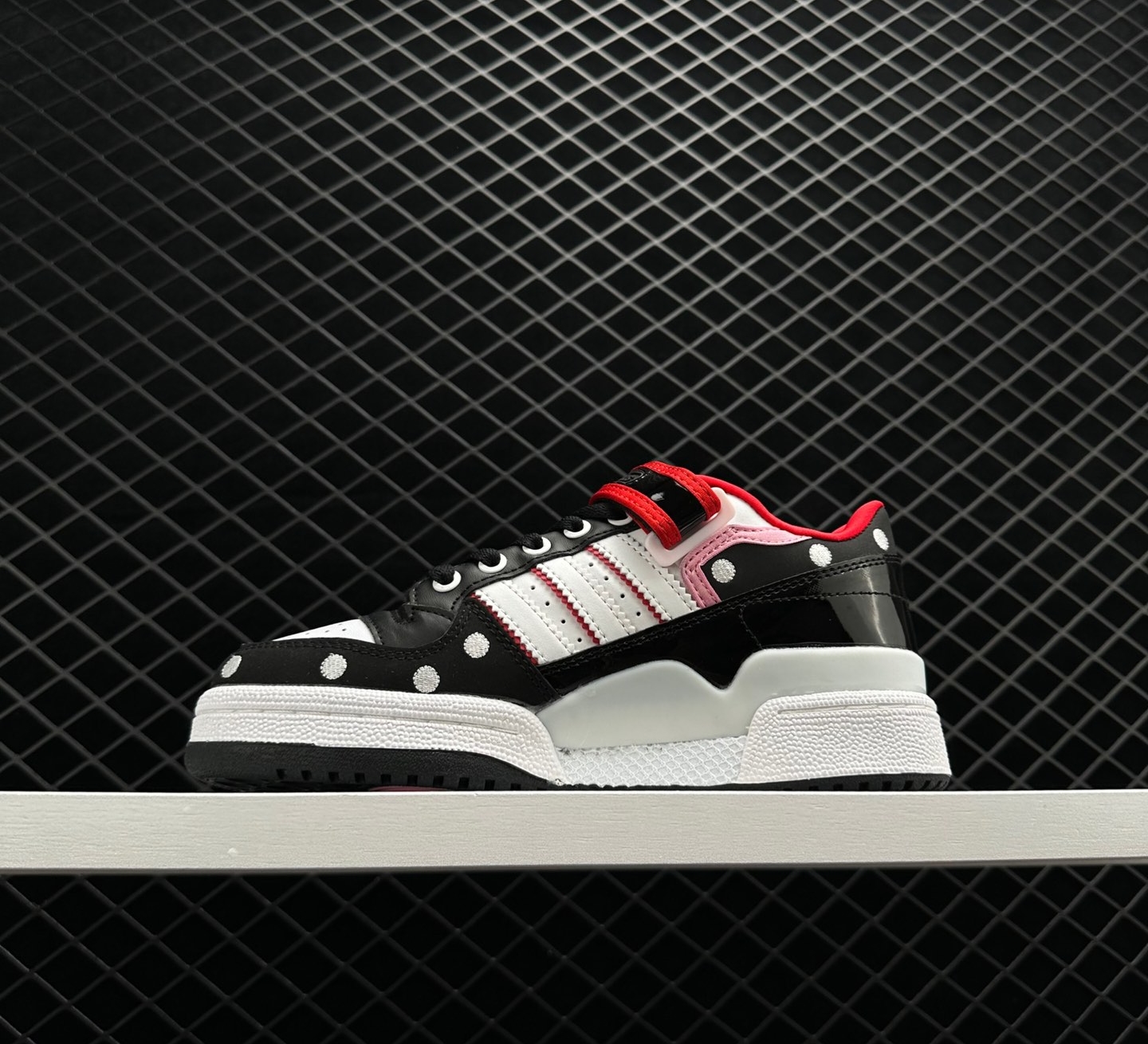 Adidas x Hello Kitty Forum Low 'Polka Dot' Sneakers (GW7167) Adidas x Hello Kitty Forum Low 'Polka Dot' Sneakers (GW7167)